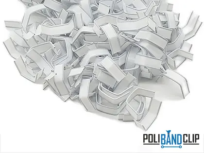 Виготовлена з міцного поліпропілену