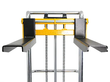 Регульована ширина вил: 222…550 мм