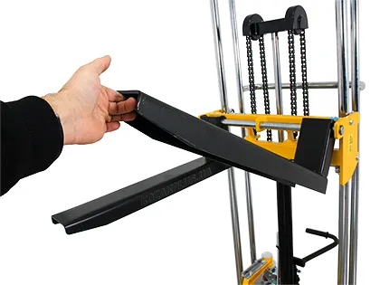 Довжина вил: 650 мм